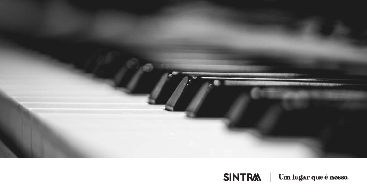 Sintra transmite recital online de piano a 4 mãos