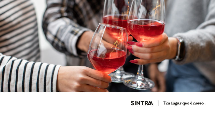 Há três vinhos de Sintra no top dos vinhos rosés